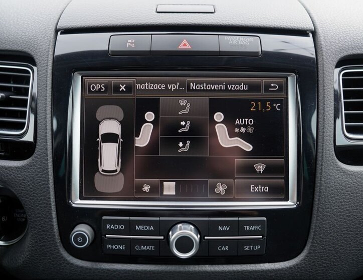 Volkswagen Touareg SUV / Terénní 3,0 l 176 kw