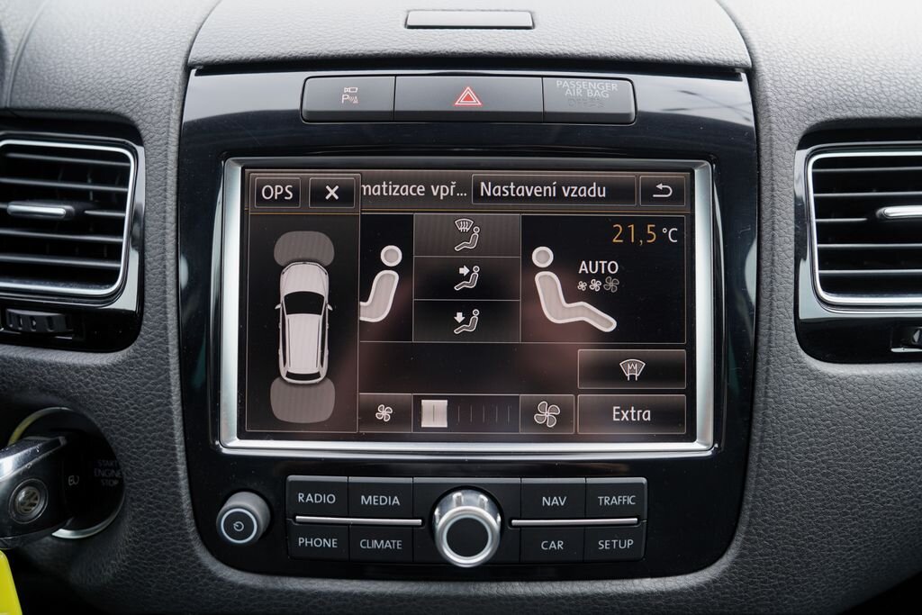 Volkswagen Touareg SUV / Terénní 3,0 l 176 kw