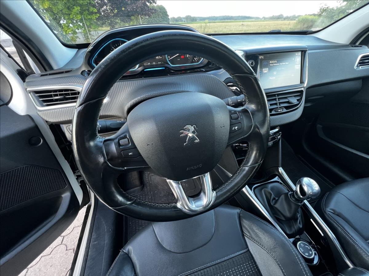 Peugeot 2008 SUV / Terénní 1,6 l 84 kw