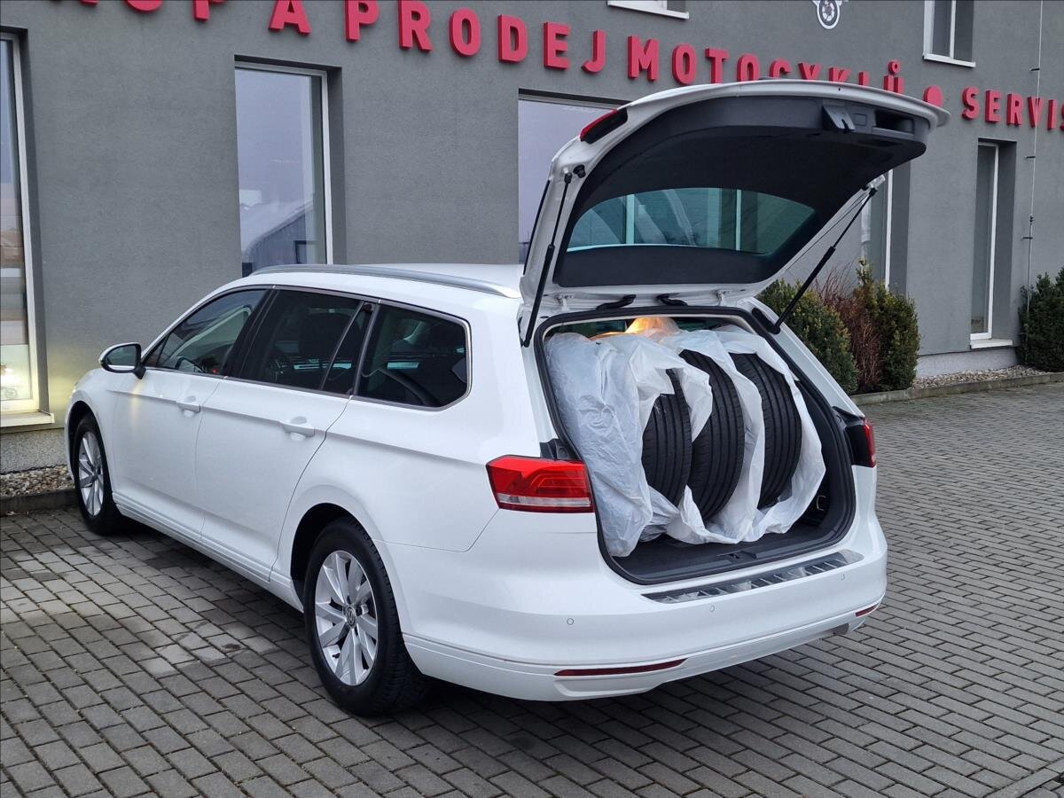 Volkswagen Passat Kombi 1,4 l 110 kw