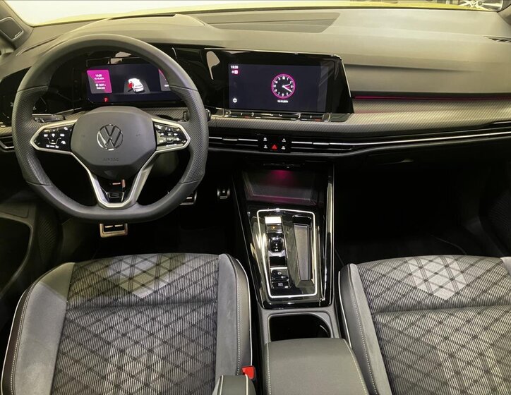 Volkswagen Golf Hatchback 1,5 l 110 kw