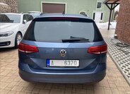 Volkswagen Passat Kombi 1,4 l 110 kw