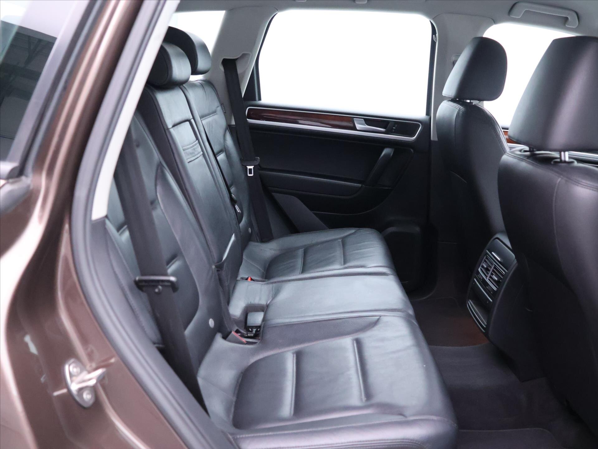 Volkswagen Touareg SUV / Terénní 3,0 l 180 kw