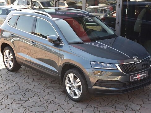Škoda Karoq SUV / Terénní 1,5 l 110 kw
