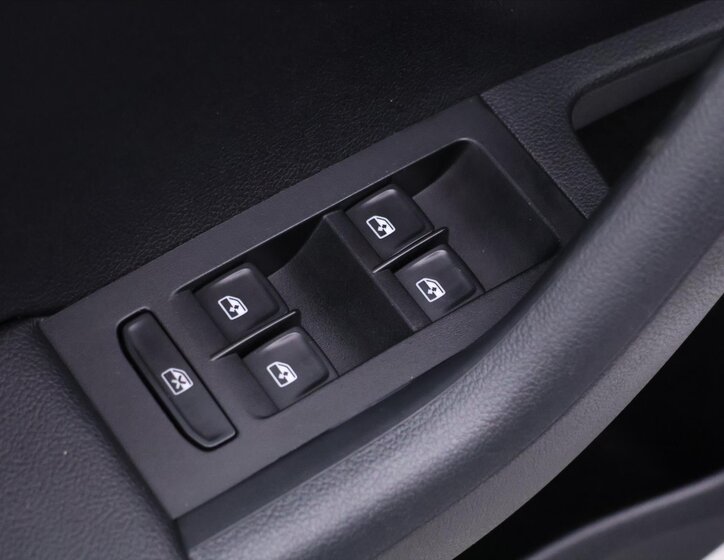 Škoda Octavia Liftback 1,6 l 85 kw