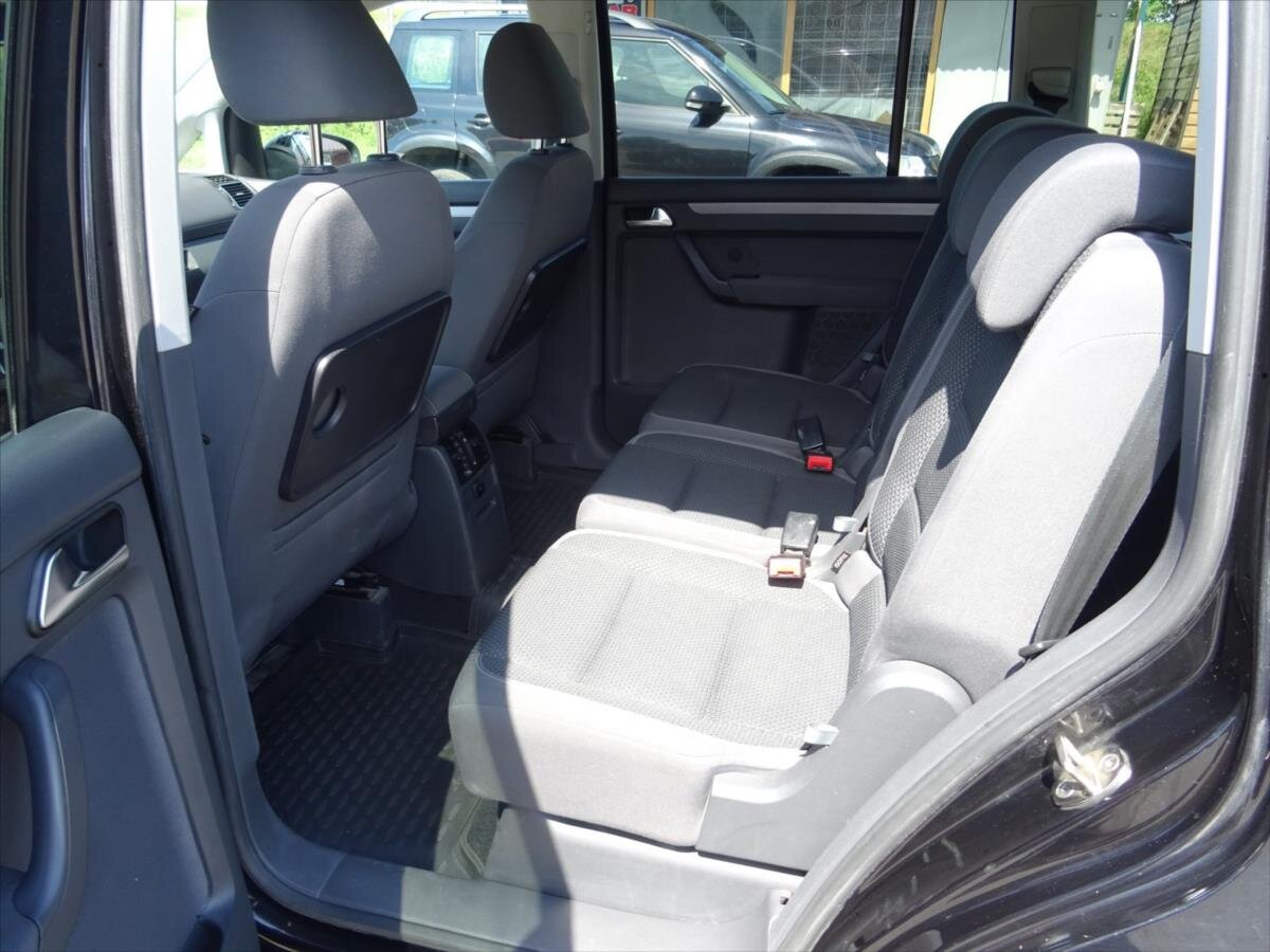 Volkswagen Touran MPV 2,0 l 103 kw