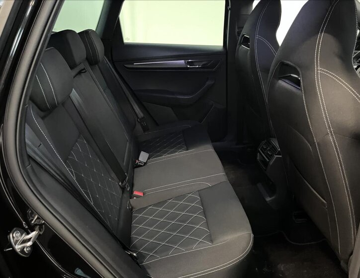 Škoda Karoq SUV 1,5 l 110 kw