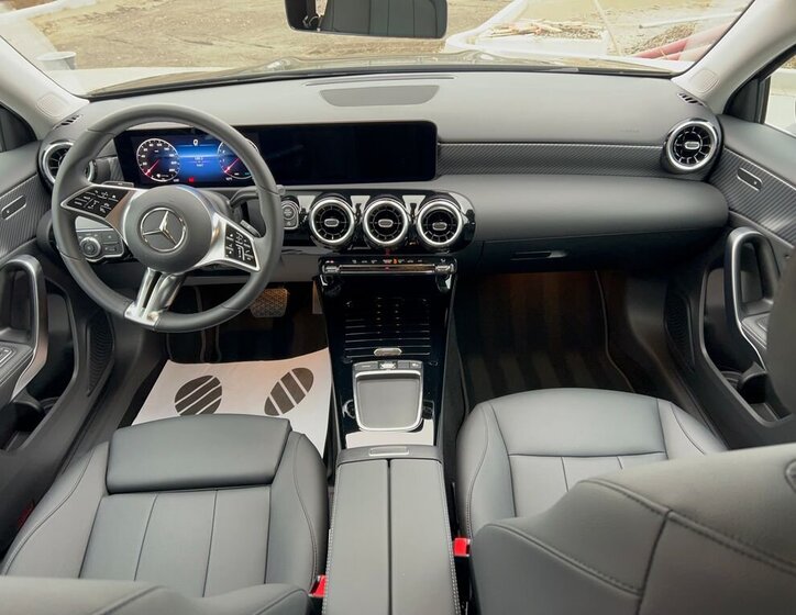 Mercedes-Benz Třídy A 16