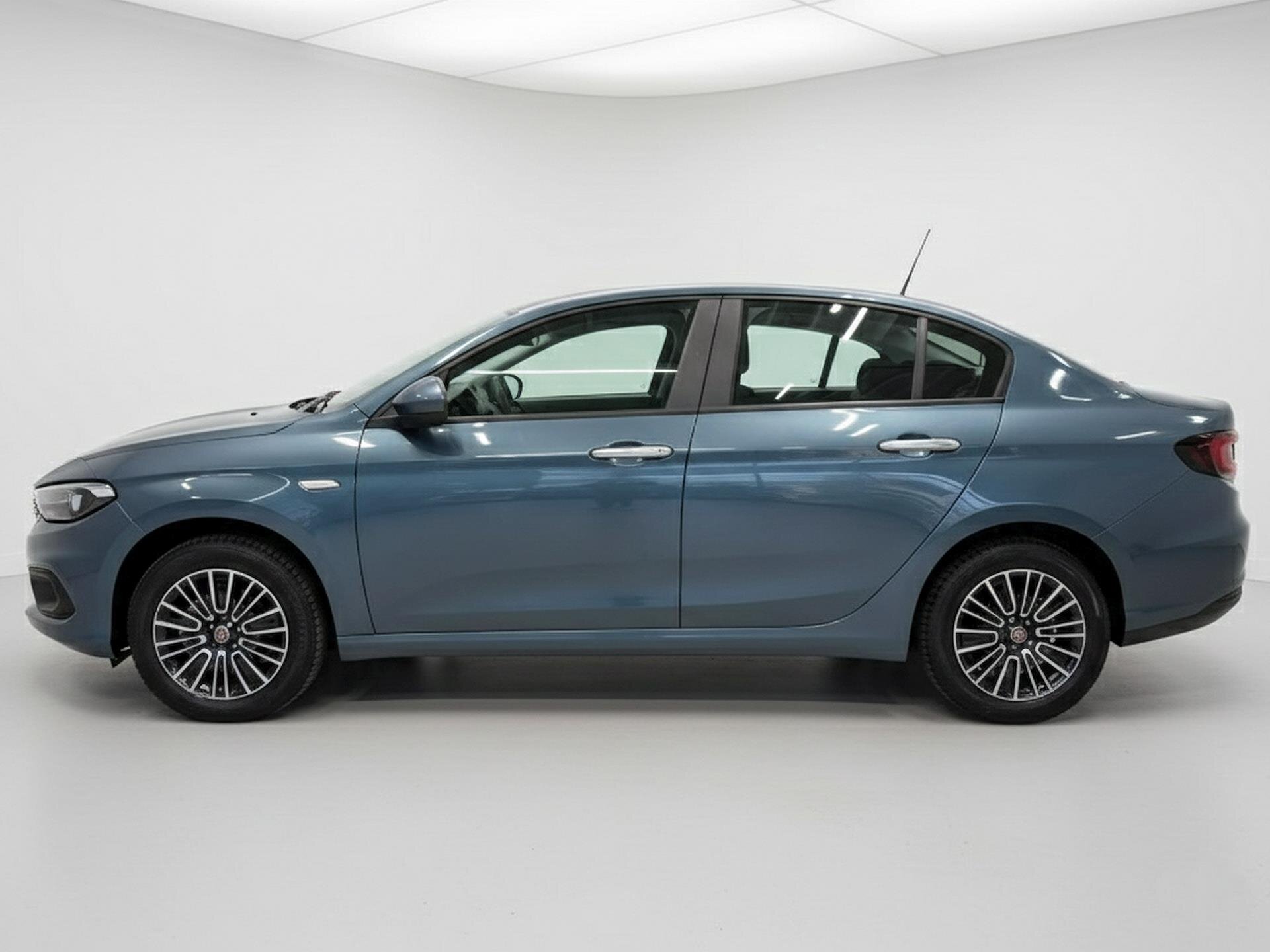 Fiat Tipo Sedan / Limuzína 1,6 l 96 kw