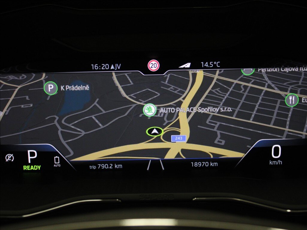 Škoda Superb Kombi 1,4 l 160 kw