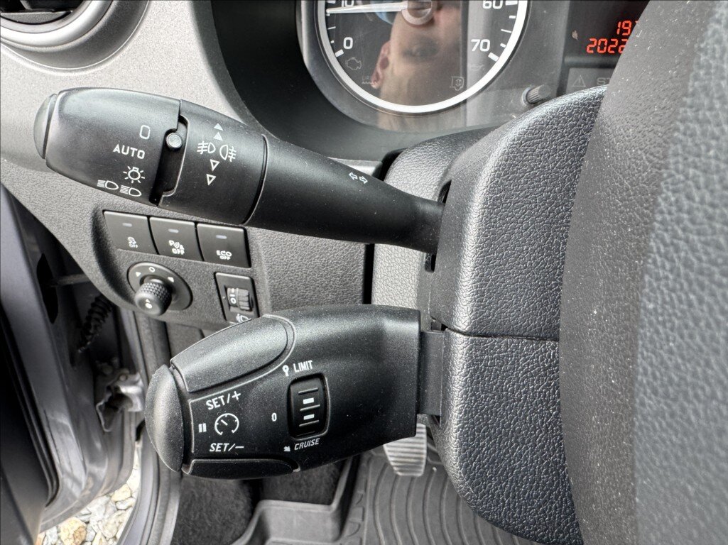 Peugeot Partner Tepee Kombi 1,6 l 88 kw