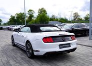 Ford Mustang 4
