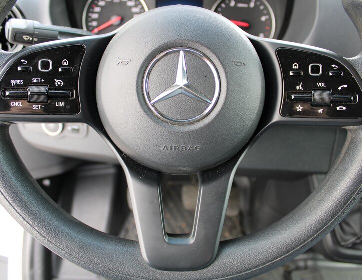 Mercedes-Benz Sprinter Užitková 2,1 l 120 kw