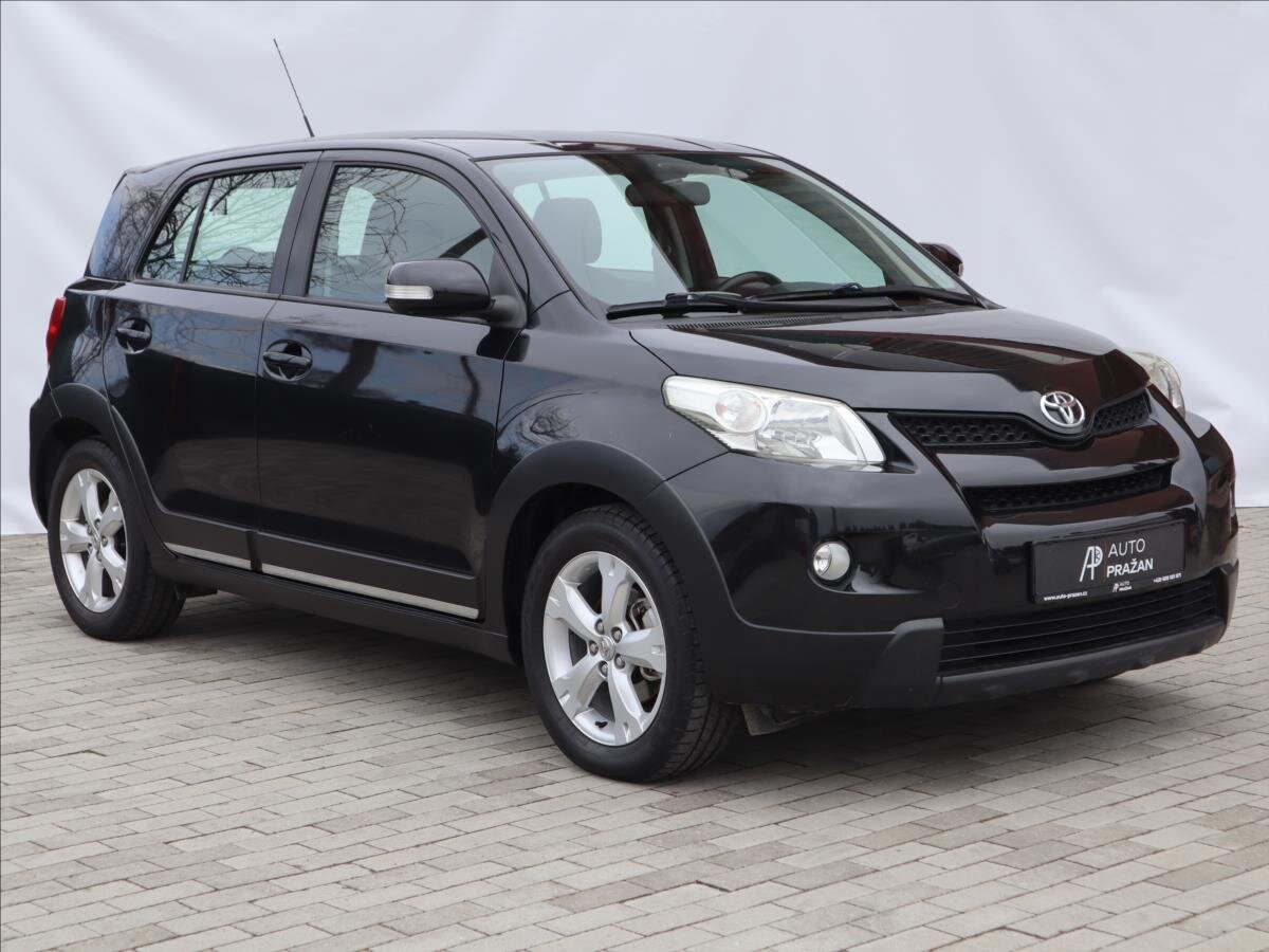 Toyota Urban Cruiser Hatchback 1,3 l 74 kw
