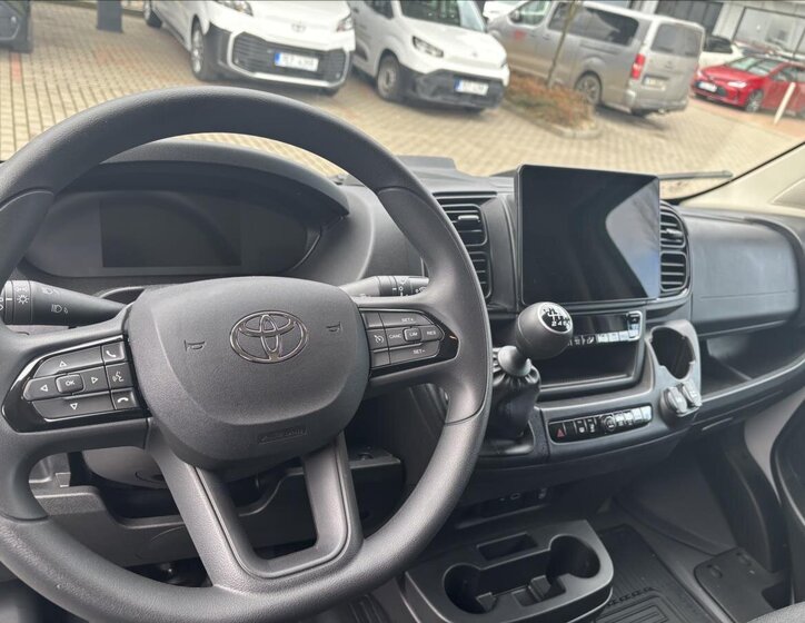 Toyota ProAce Skříň 2,2 l 103 kw