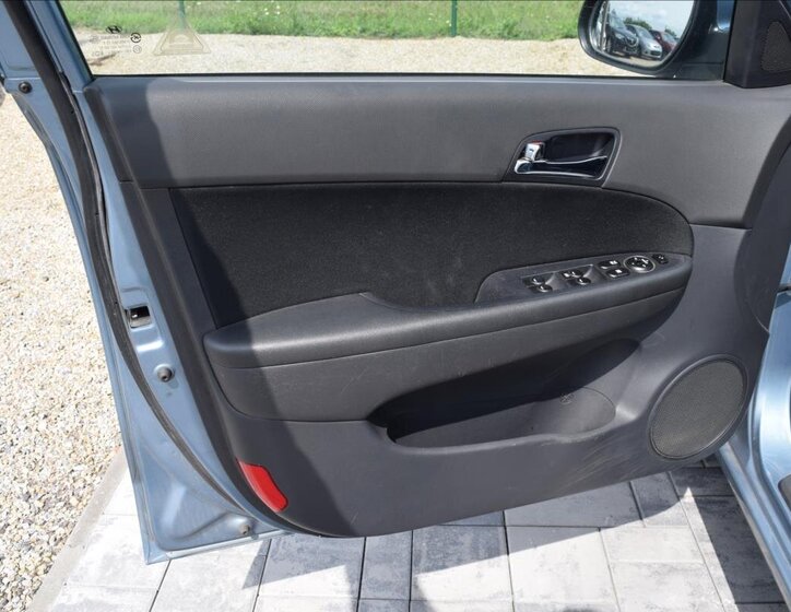 Hyundai i30 Hatchback 1,6 l 66 kw