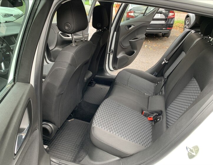 Opel Astra Hatchback 1,5 l 77 kw