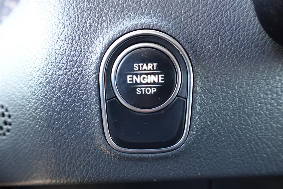 Mercedes-Benz Sprinter Sklápěč 2,1 l 105 kw