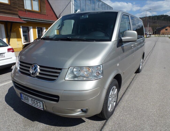 Volkswagen Multivan Kombi 2,5 l 128 kw