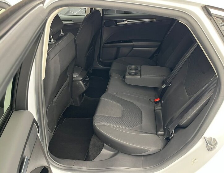 Ford Mondeo Liftback 2,0 l 110 kw