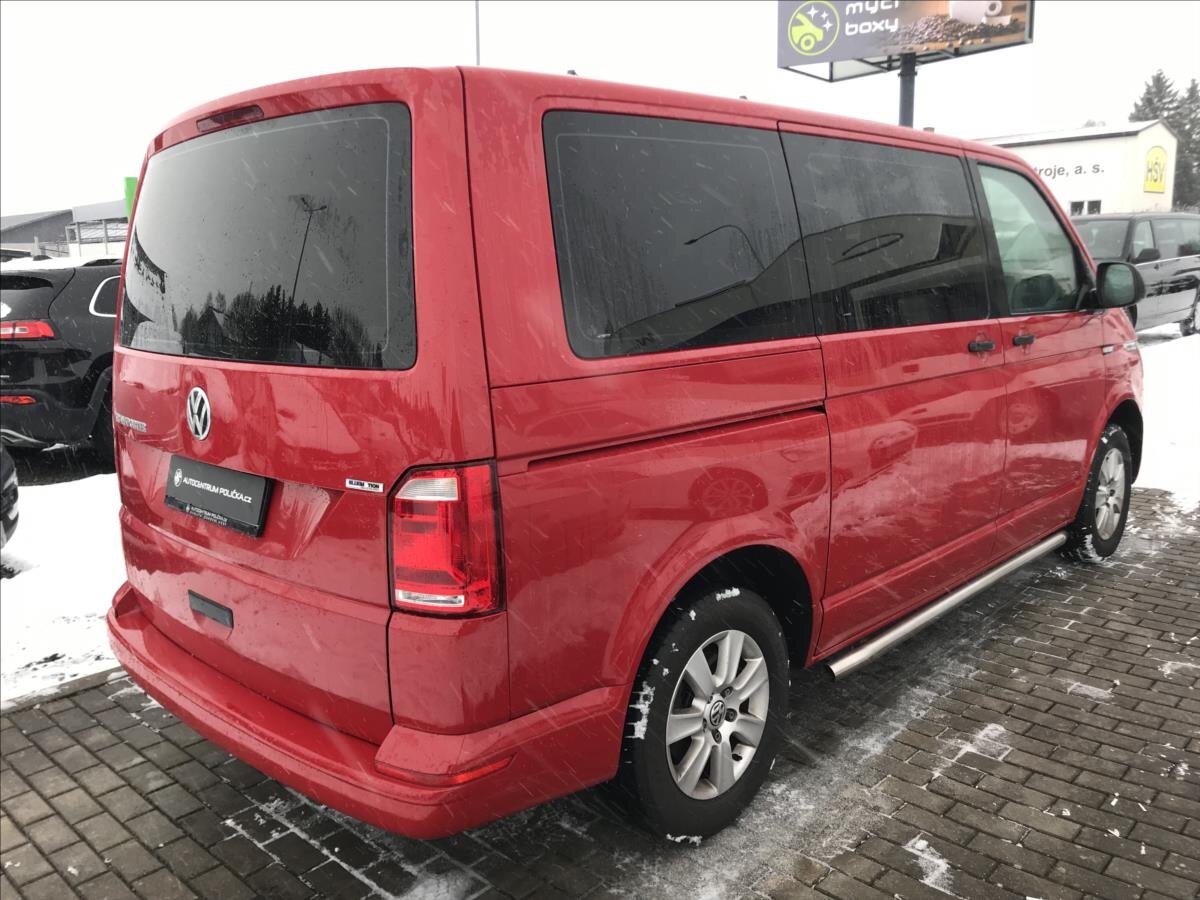 Volkswagen Transporter Kombi 2,0 l 62 kw