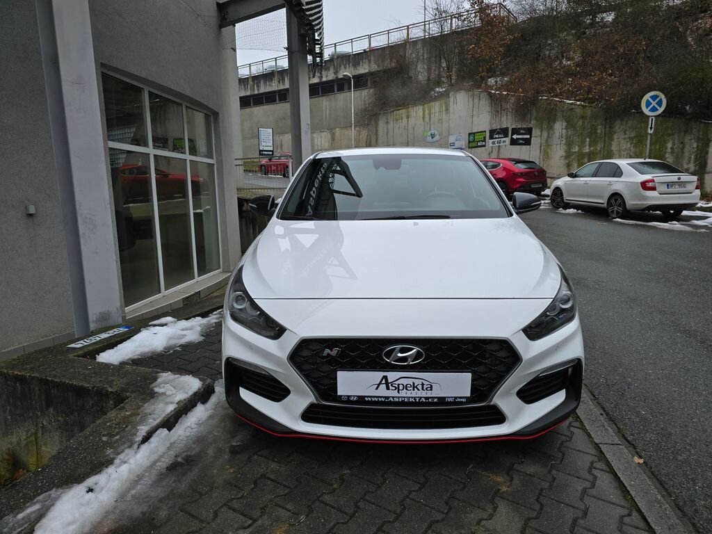 Hyundai i30 Hatchback 2,0 l 202 kw