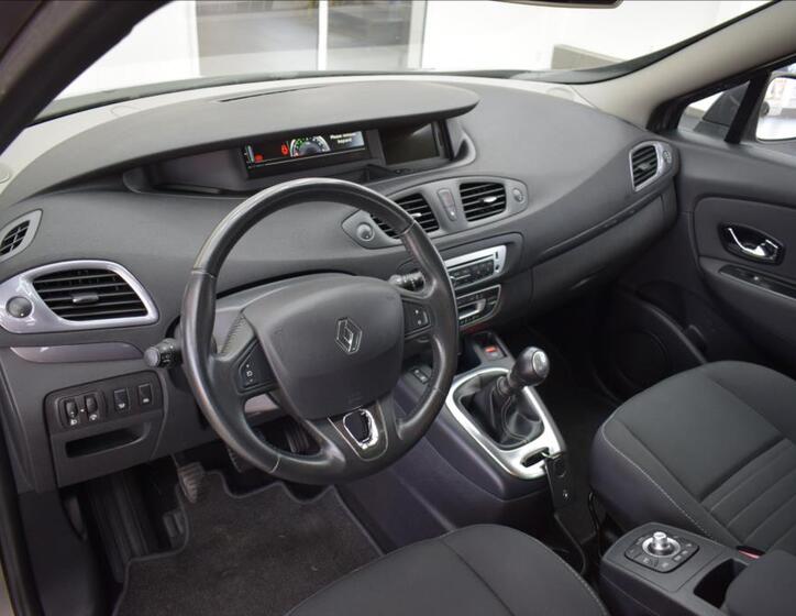 Renault Scénic 9