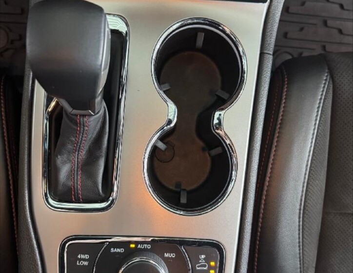 Jeep Grand Cherokee 15