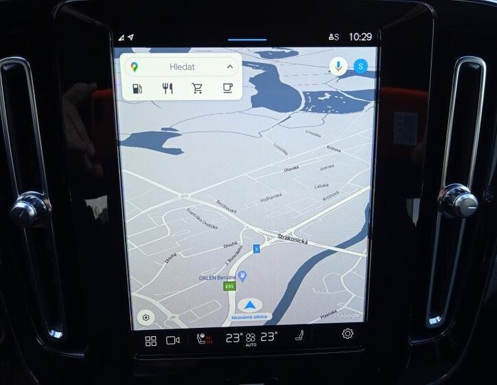 Volvo XC40 SUV 2,0 l 120 kw