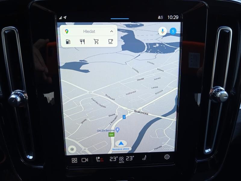 Volvo XC40 SUV 2,0 l 120 kw