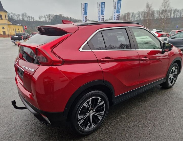 Mitsubishi Ostatní SUV 1,5 l 120 kw