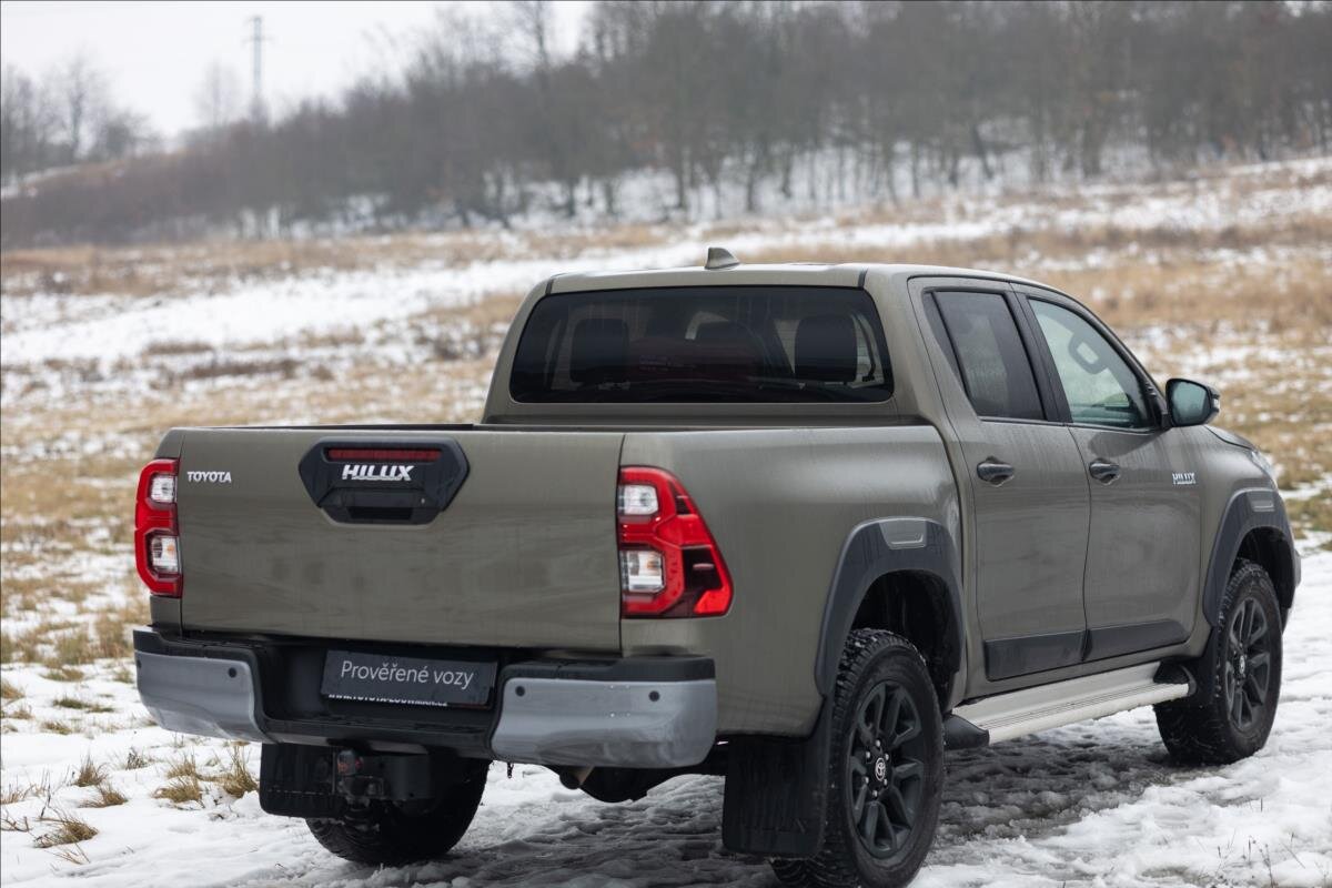 Toyota Hilux Pick-up 2,8 l 150 kw