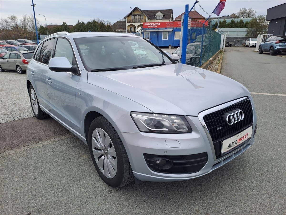 Audi Q5 SUV / Terénní 2,0 l 155 kw