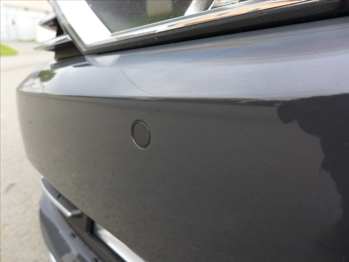 Volkswagen Passat Kombi 1,6 l 88 kw