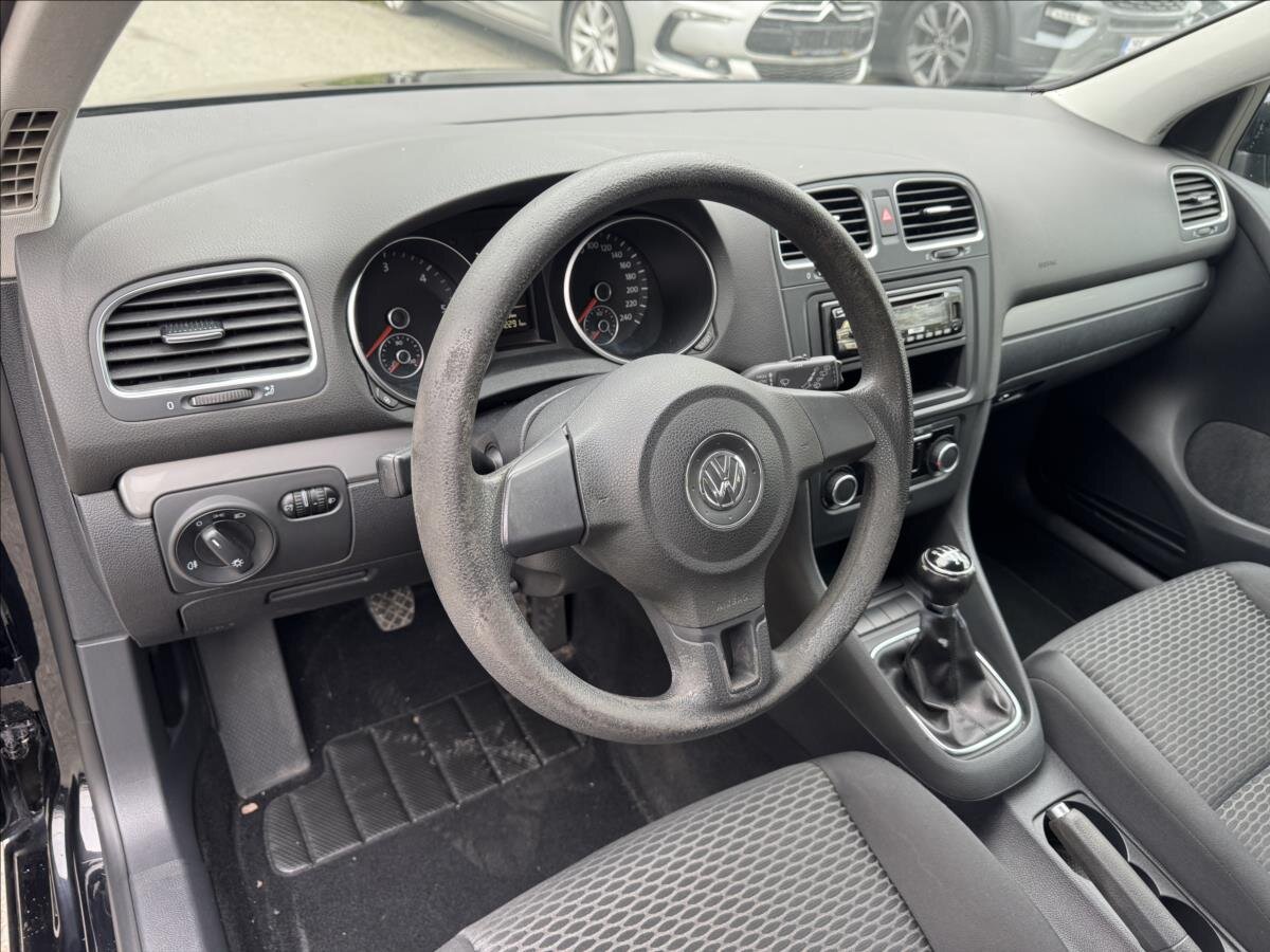 Volkswagen Golf Hatchback 1,6 l 77 kw