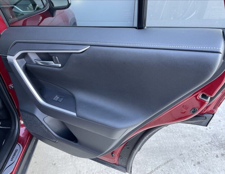 Toyota RAV4 Kombi 2,5 l 163 kw