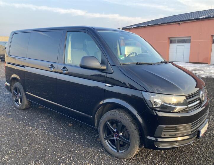 Volkswagen Multivan 31