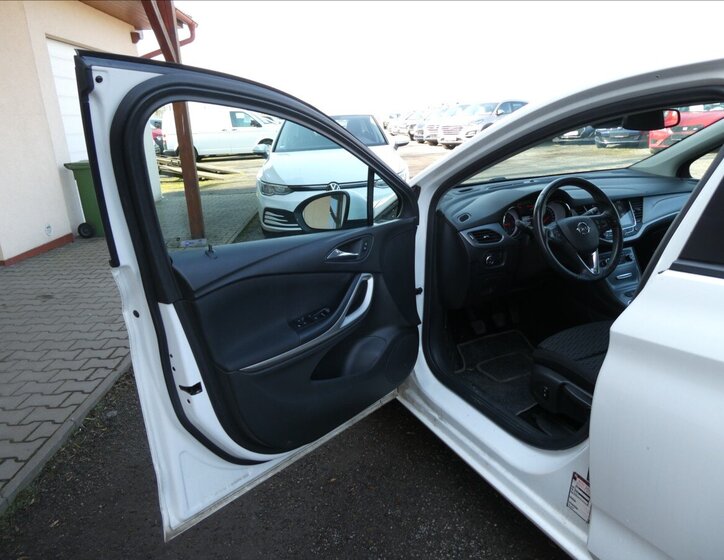 Opel Astra Hatchback 1,6 l 81 kw