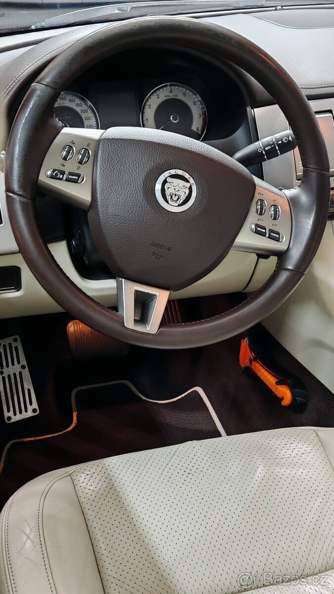 Jaguar XF Sedan 0,0 0