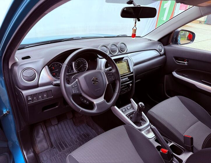 Suzuki Vitara 14