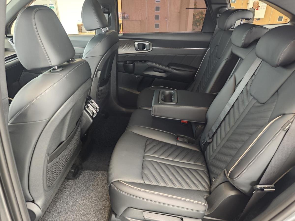 KIA Sorento SUV / Terénní 2,2 l 142 kw