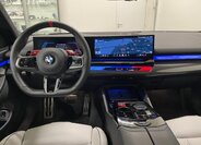 BMW M5 Sedan / Limuzína 4,4 l 430 kw