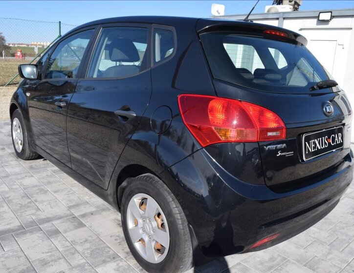 KIA Venga Kombi 1,4 l 66 kw