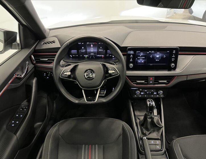 Škoda Kamiq SUV 999,0 85 kw