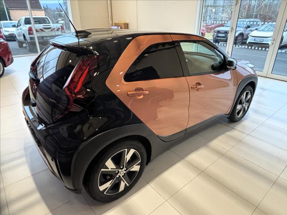 Toyota Aygo Hatchback 1,5 l 85 kw