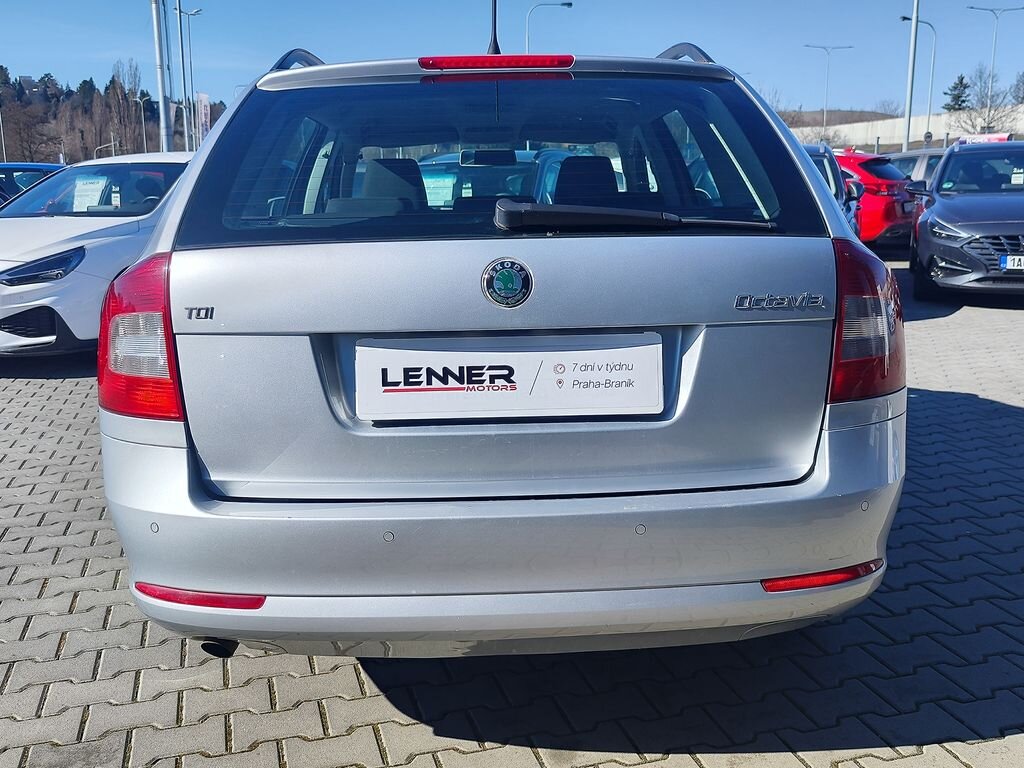 Škoda Octavia Kombi 1,6 l 77 kw