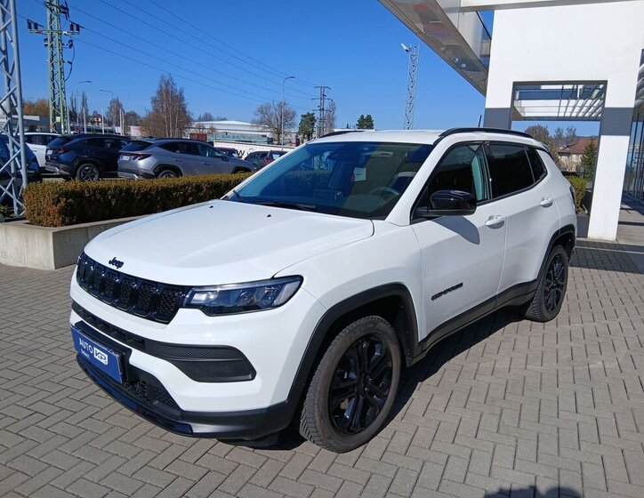 Jeep Compass SUV / Terénní 1,5 l 96 kw
