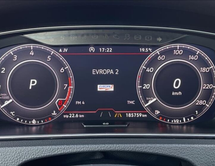 Volkswagen Golf Hatchback 2,0 l 210 kw