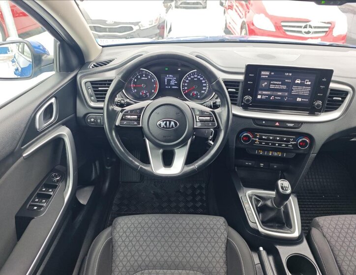 KIA XCeed SUV 1,5 l 118 kw
