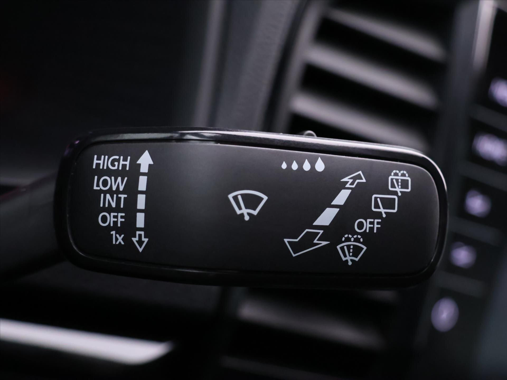 Škoda Karoq SUV / Terénní 2,0 l 110 kw